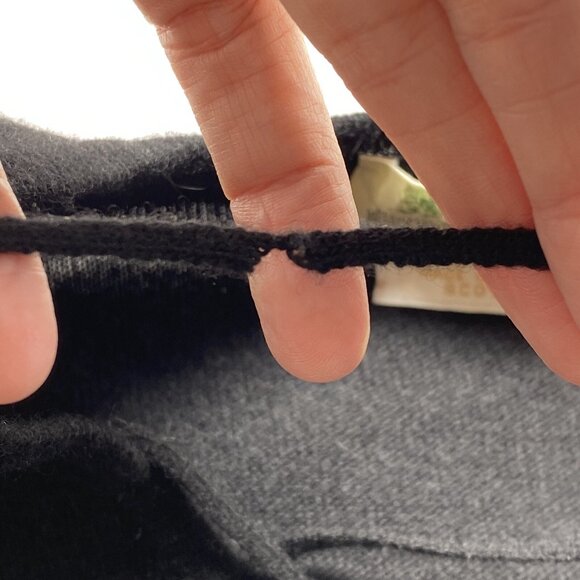 Vtg SCOTCH HOUSE Women Pullover Cashmere Sweater Long Sleeve Sz M Black 79-20 - Picture 12 of 16